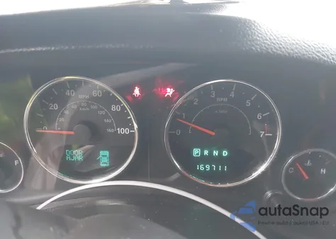 2013 Jeep Wrangler Unlimited Sahara z USA, uszkodzony, nr VIN 1C4HJWEG7DL545917